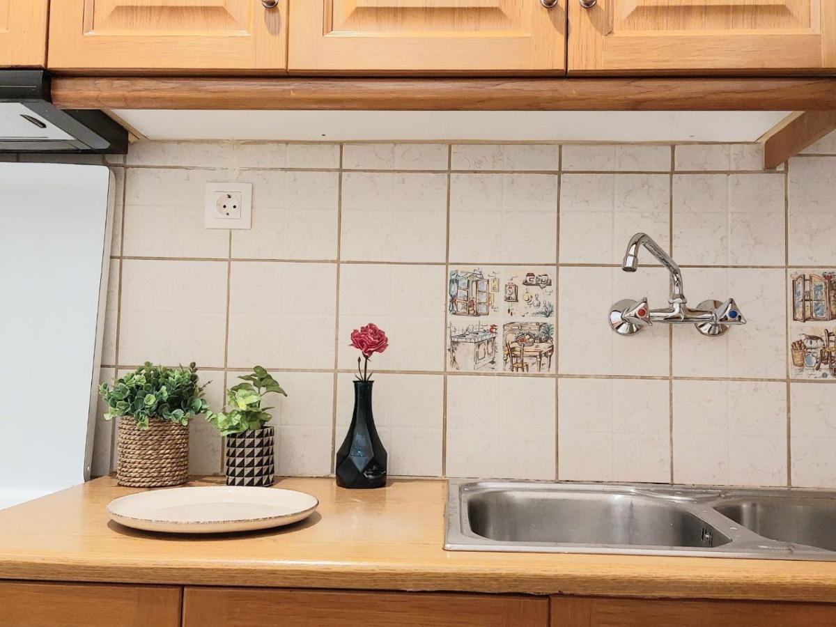 Lovely Equipped Apartment In Kallithea Athènes Extérieur photo